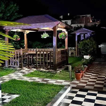 Pulake Gasthuis Berat