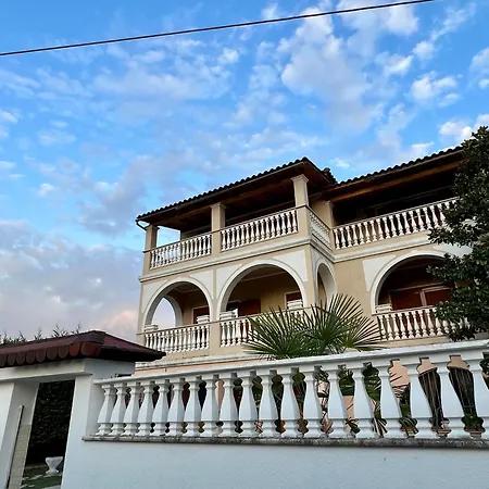 Pulake Guest house Berat