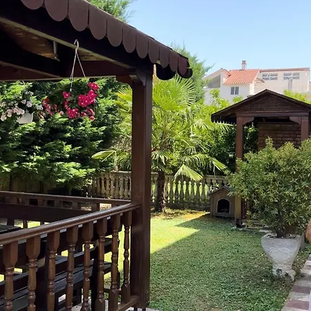 Guest house Pulake Berat